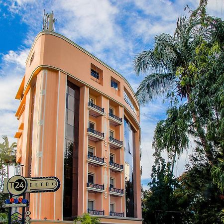 T24 Retro Hotel Bombay Eksteriør billede