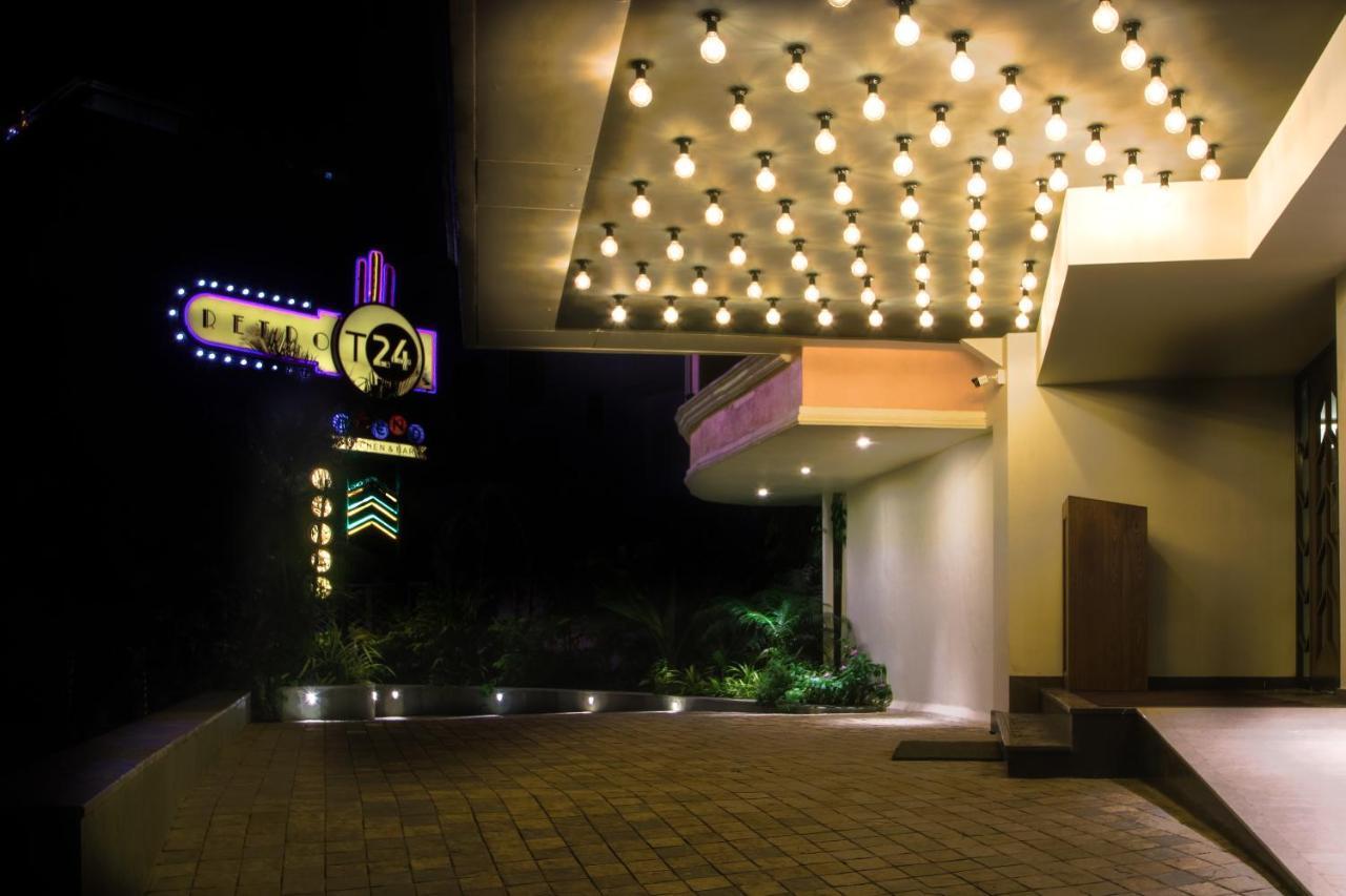 T24 Retro Hotel Bombay Eksteriør billede
