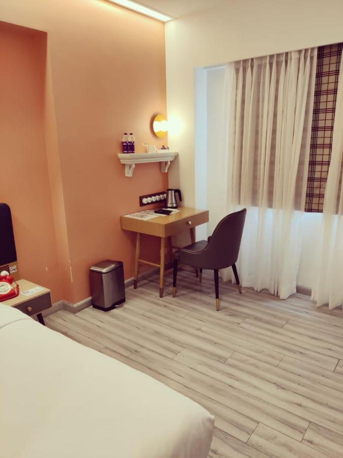 T24 Retro Hotel Bombay Eksteriør billede