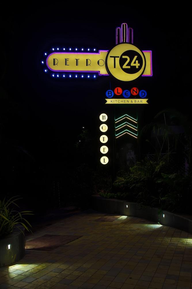 T24 Retro Hotel Bombay Eksteriør billede