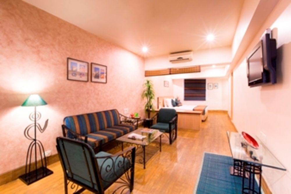 T24 Retro Hotel Bombay Eksteriør billede