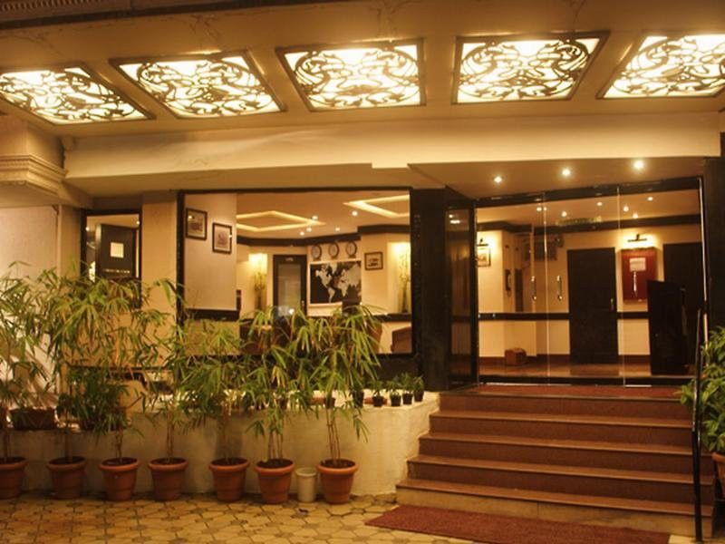 T24 Retro Hotel Bombay Eksteriør billede